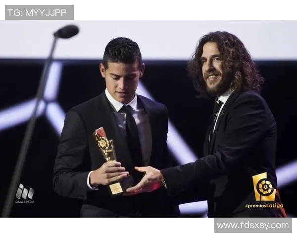 西甲联赛新奖杯：西甲联赛新冠名奖杯介绍