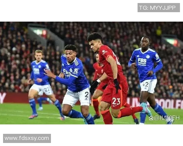 全球足坛风云变幻 世界顶级球星与赛事背后的故事与精彩瞬间